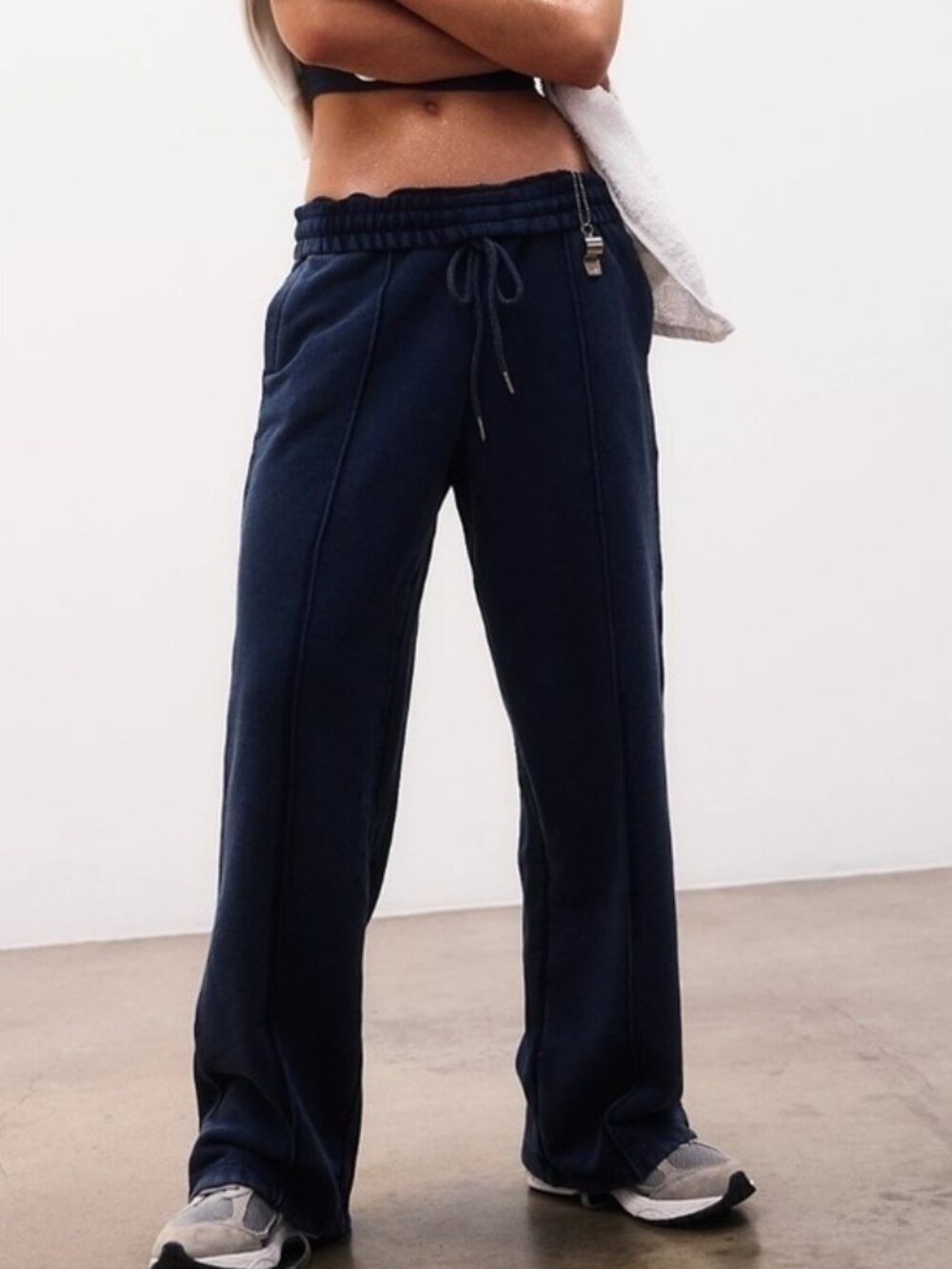 NWOT Free People Sprint To The Finish Straight Leg Pants size- LARGE